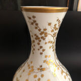 Vase with Asian decoration