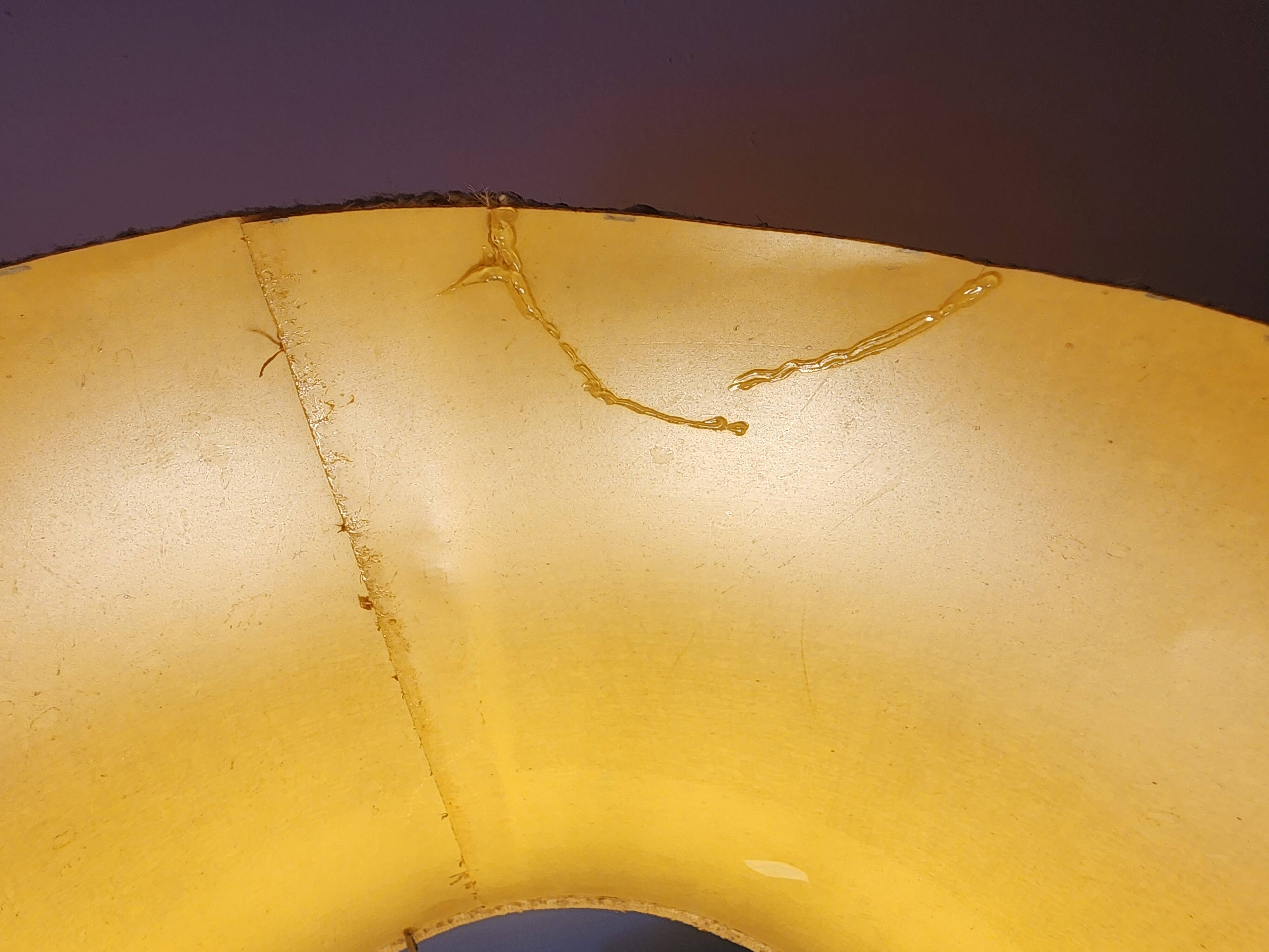 Vintage ceramic lamp with double lighting.