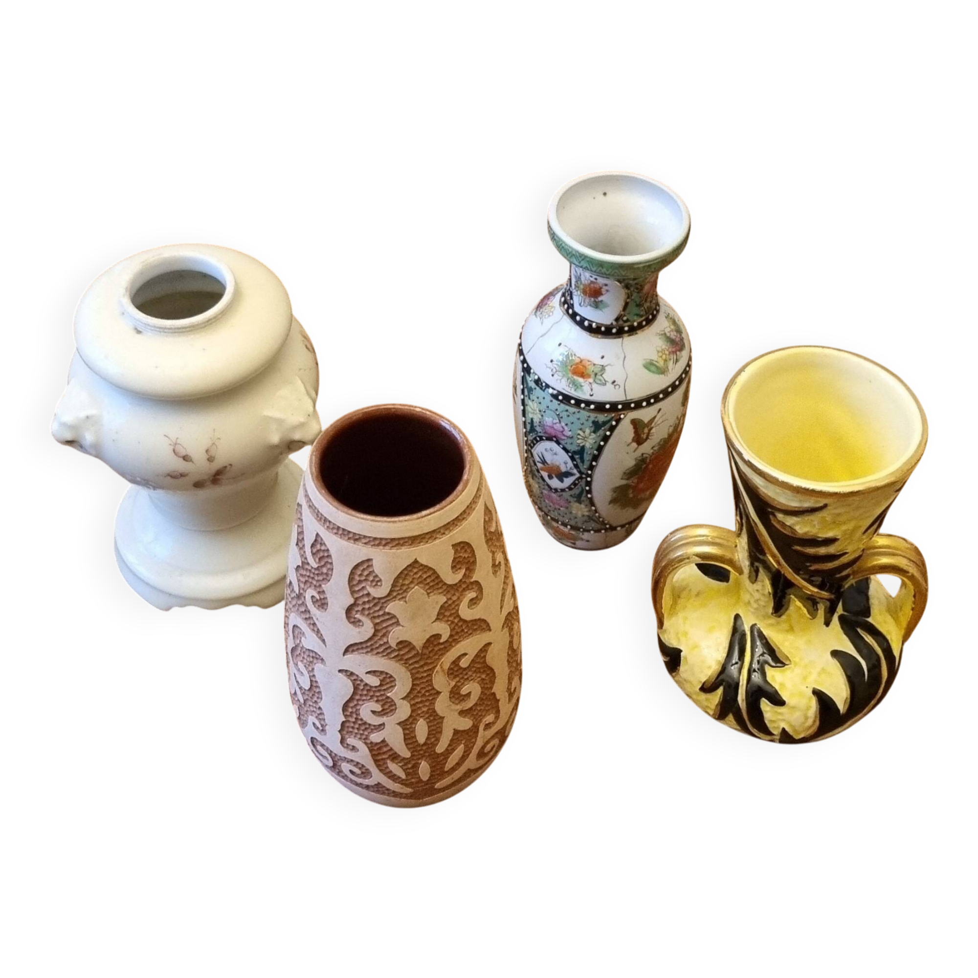 Set of 4 vases in earthenware and terracotta.