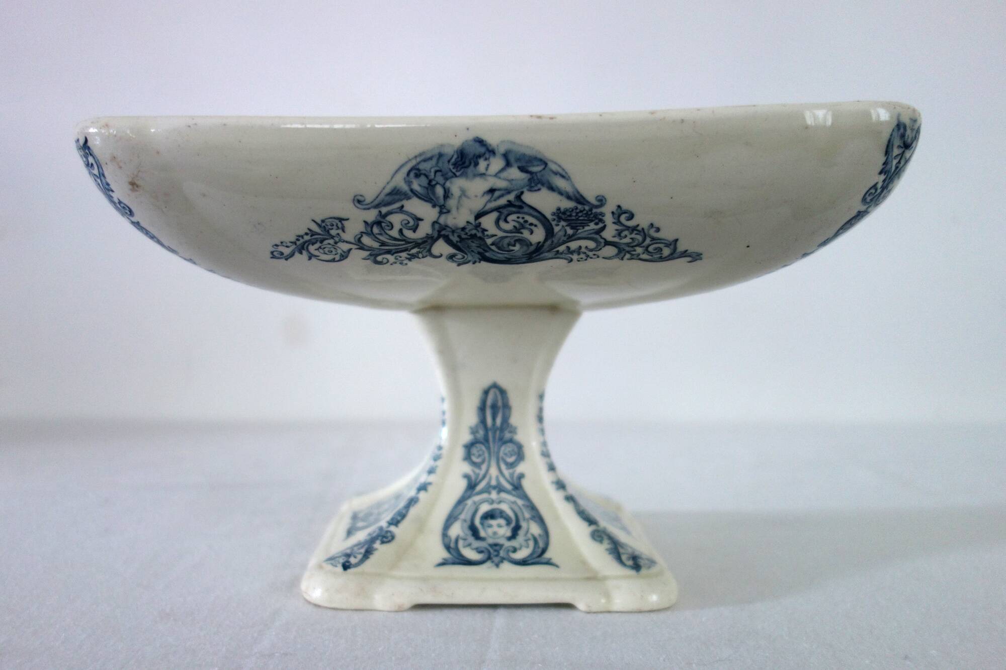 Large Renaissance ironstone compote dish from Clairefontaine JS & Cie, 19th century.