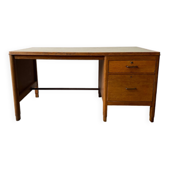 Bureau vintage du ministère de la défense (mod) du milieu des années 1950