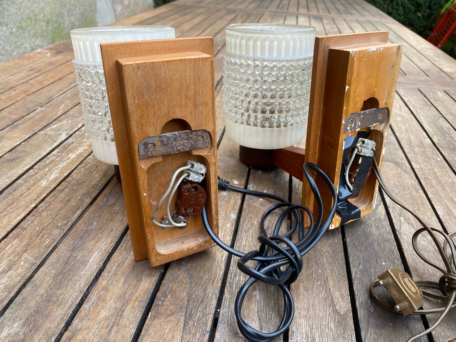 Pair of Scandinavian wall sconces in glass and teak, 1960s