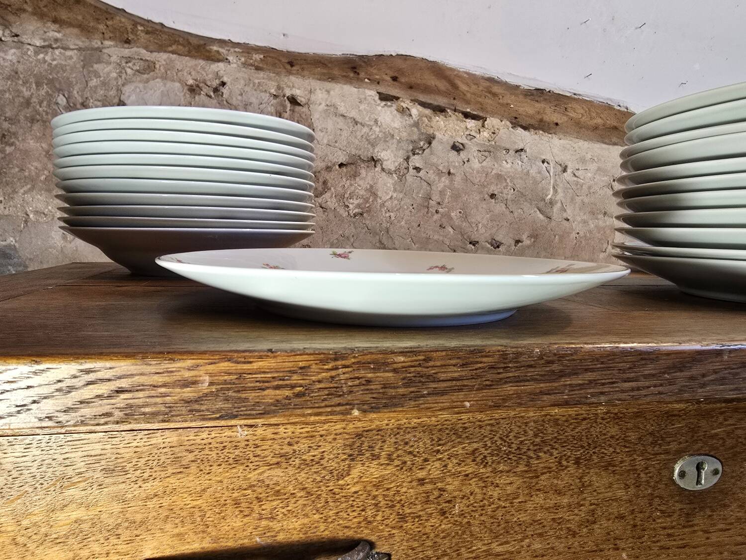 Set of Cérabel porcelain soup and dinner plates from Baudour