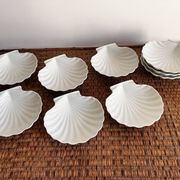 Set of 9 shell-shaped bowls