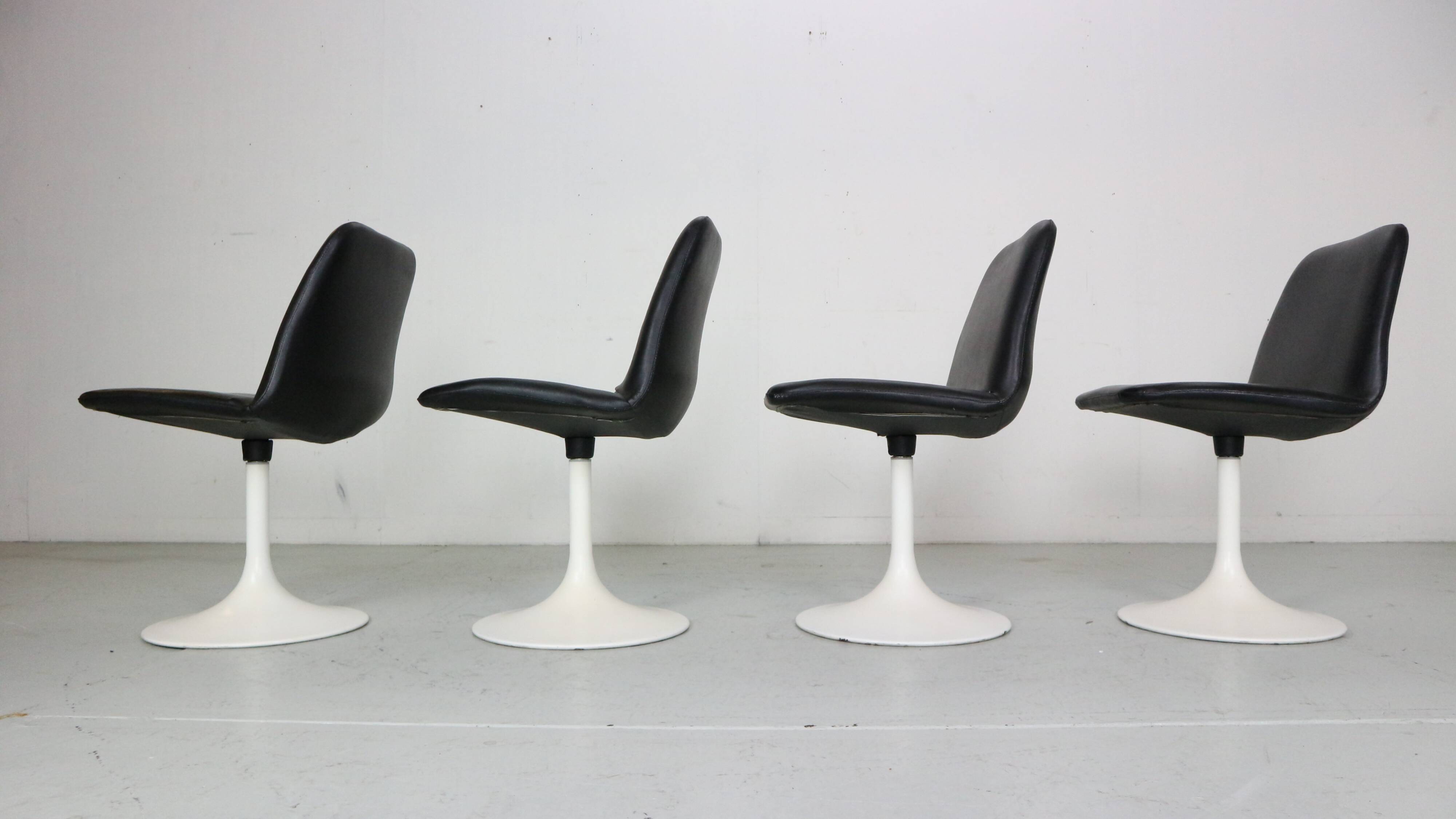 Scandinavian Modern Set Of 4 Dinning Chairs By Börje Johanson Vinga, Sweden 1970