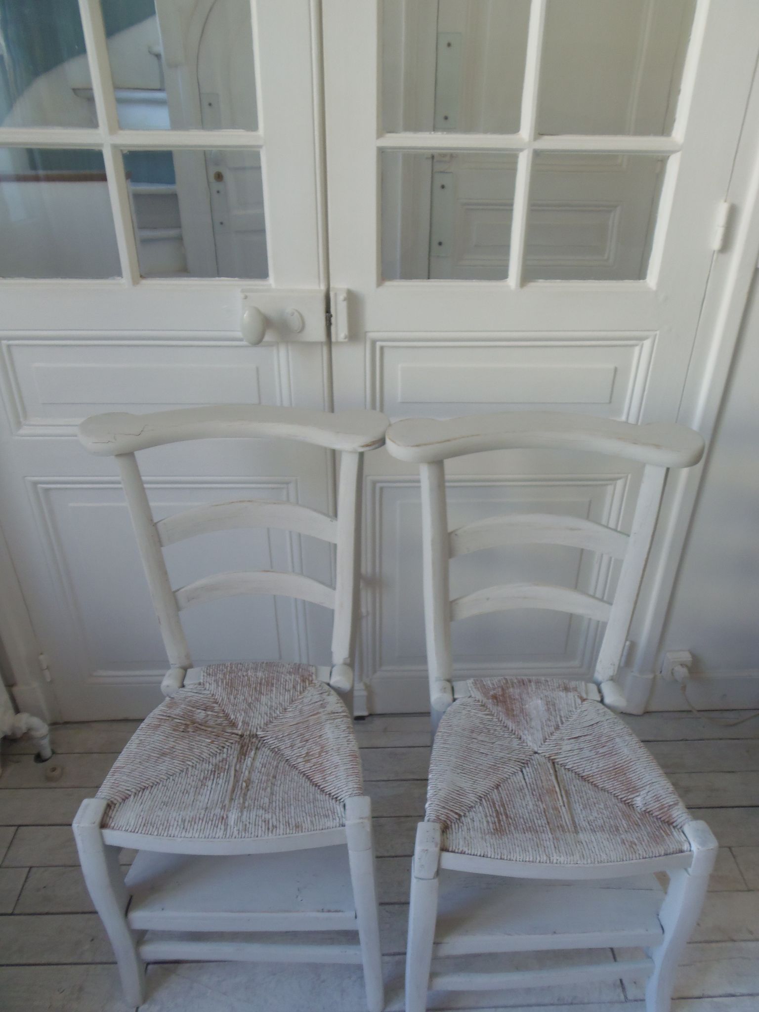 Pair of pray god patinated gray pearl waxed finish, seats mulched and bleached