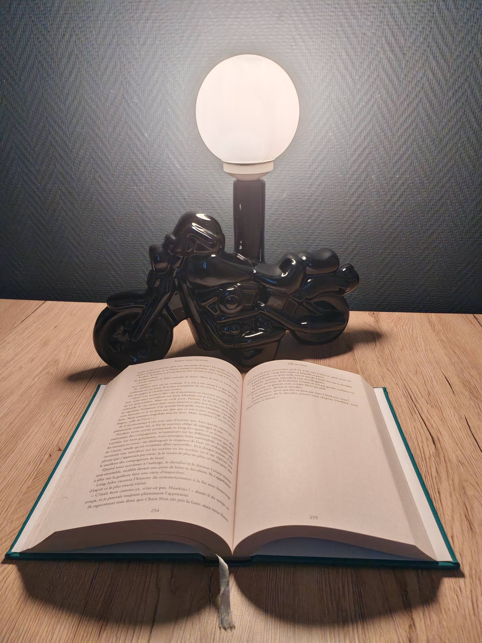 Vintage black ceramic motorcycle table lamp | Harley Davidson style