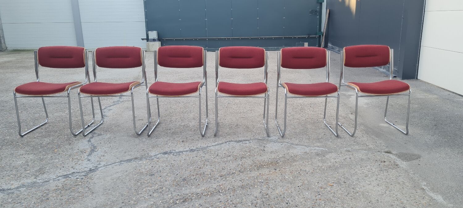 Set of 6 wool and chrome chairs from the 70s