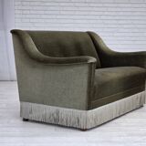 Canapé 2 places danois des années 1970, velours vert, bois de hêtre.