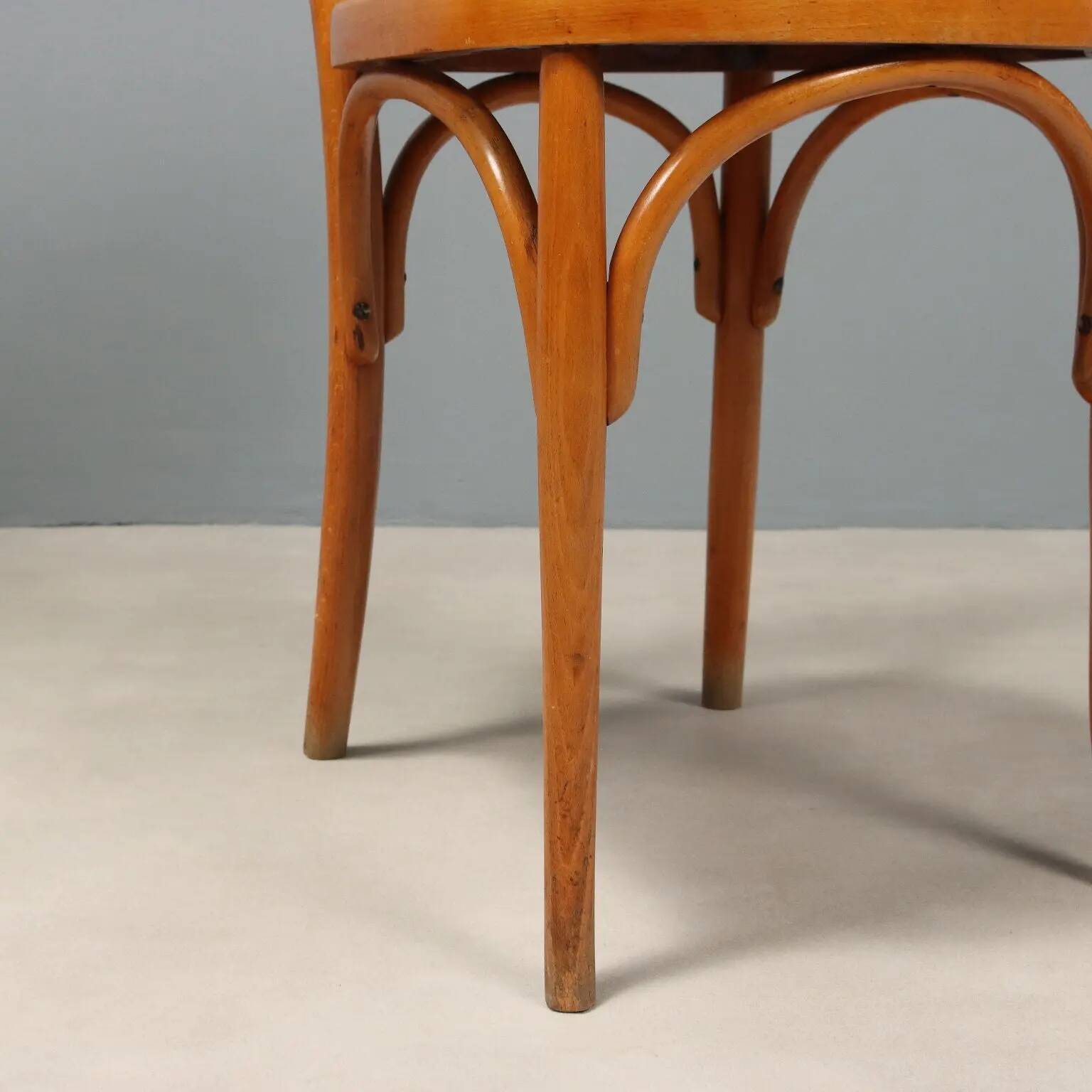 Paire de chaises en hêtre courbé