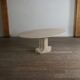 Table à manger ovale ‘Argo’ en travertin par Carlo Scarpa pour Simon Gavina, années 1970