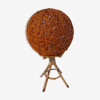 Rattan table lamp