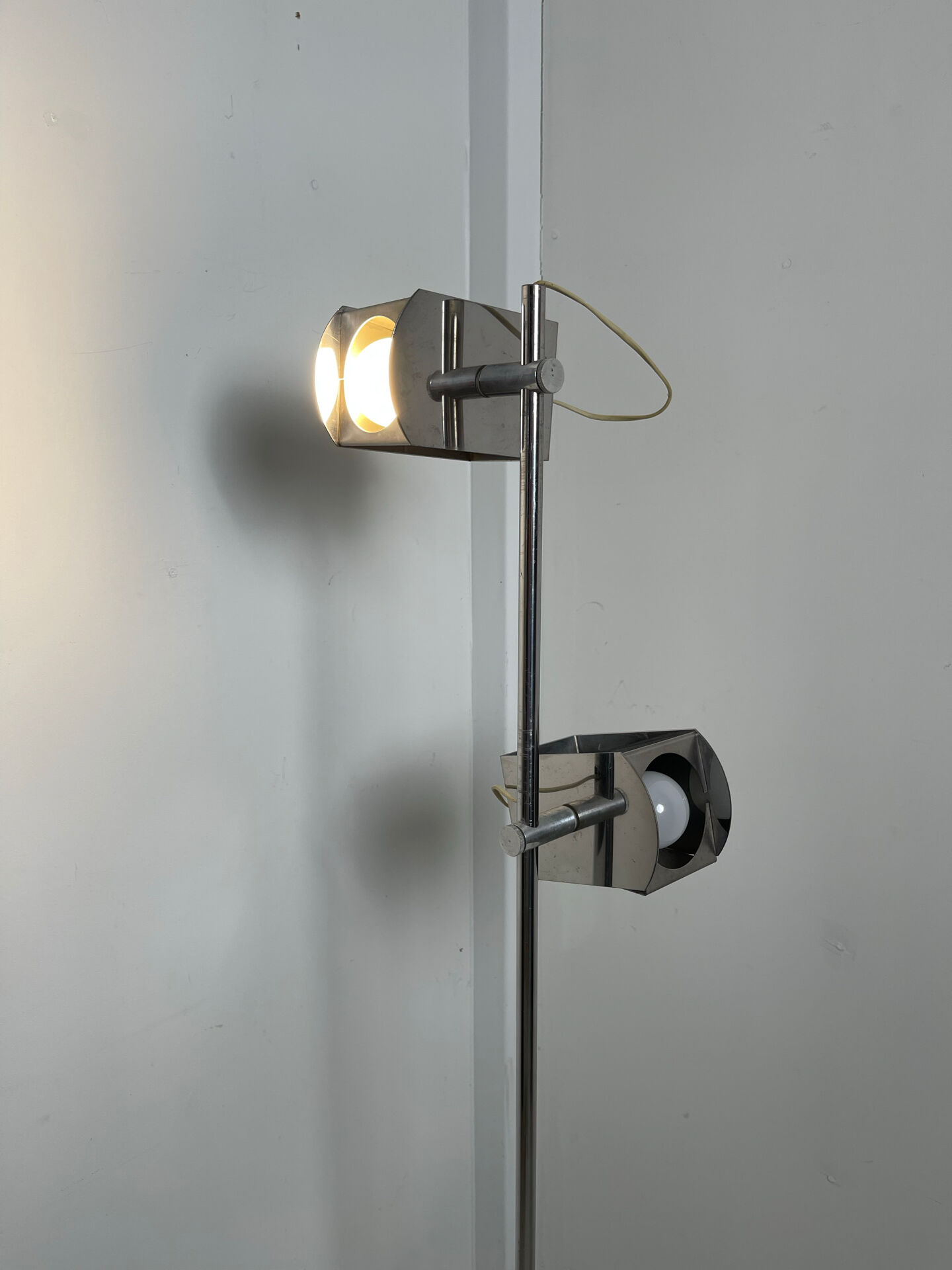 1970s two-spot floor lamp