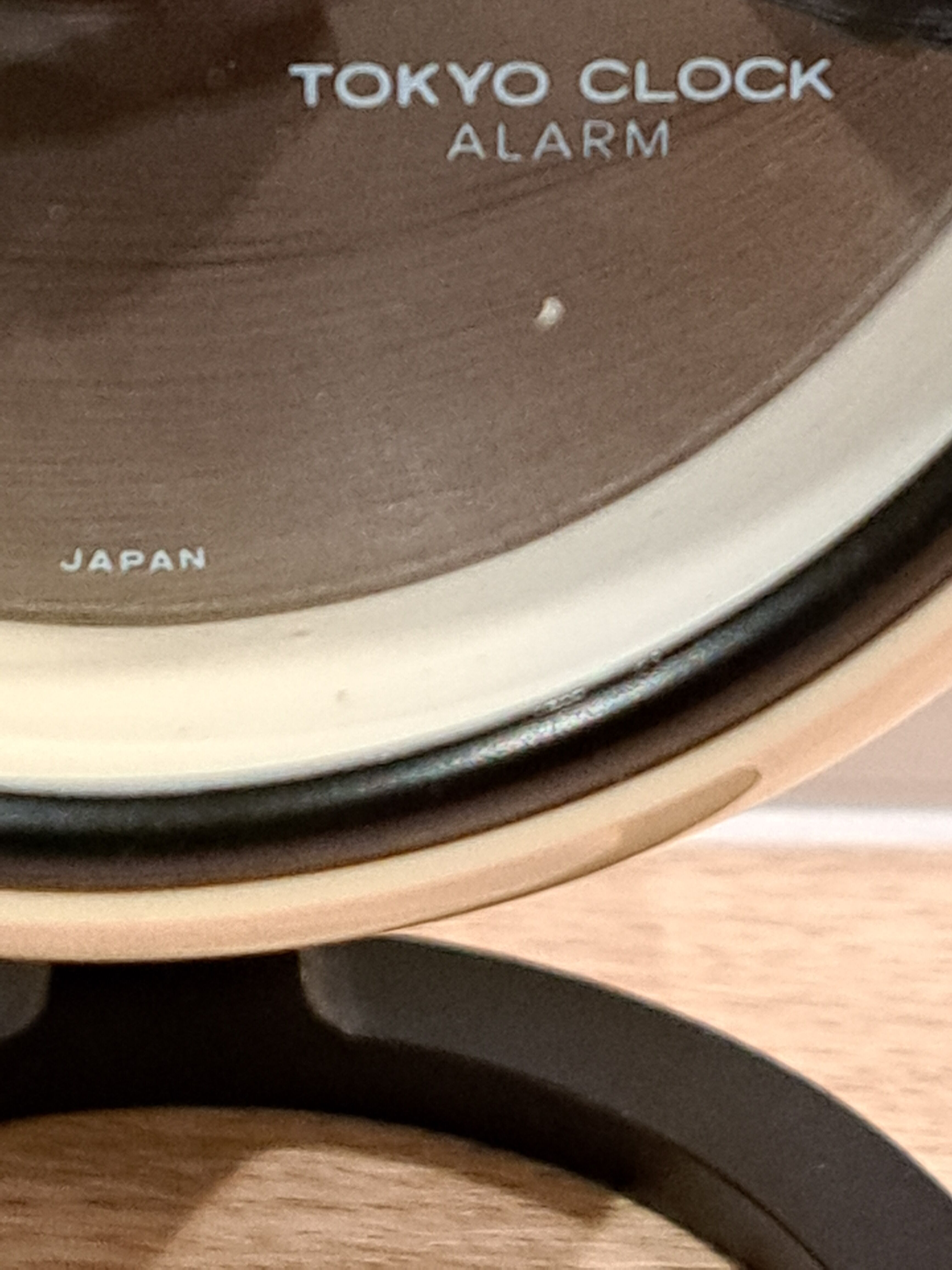 Tokyo clock alarm