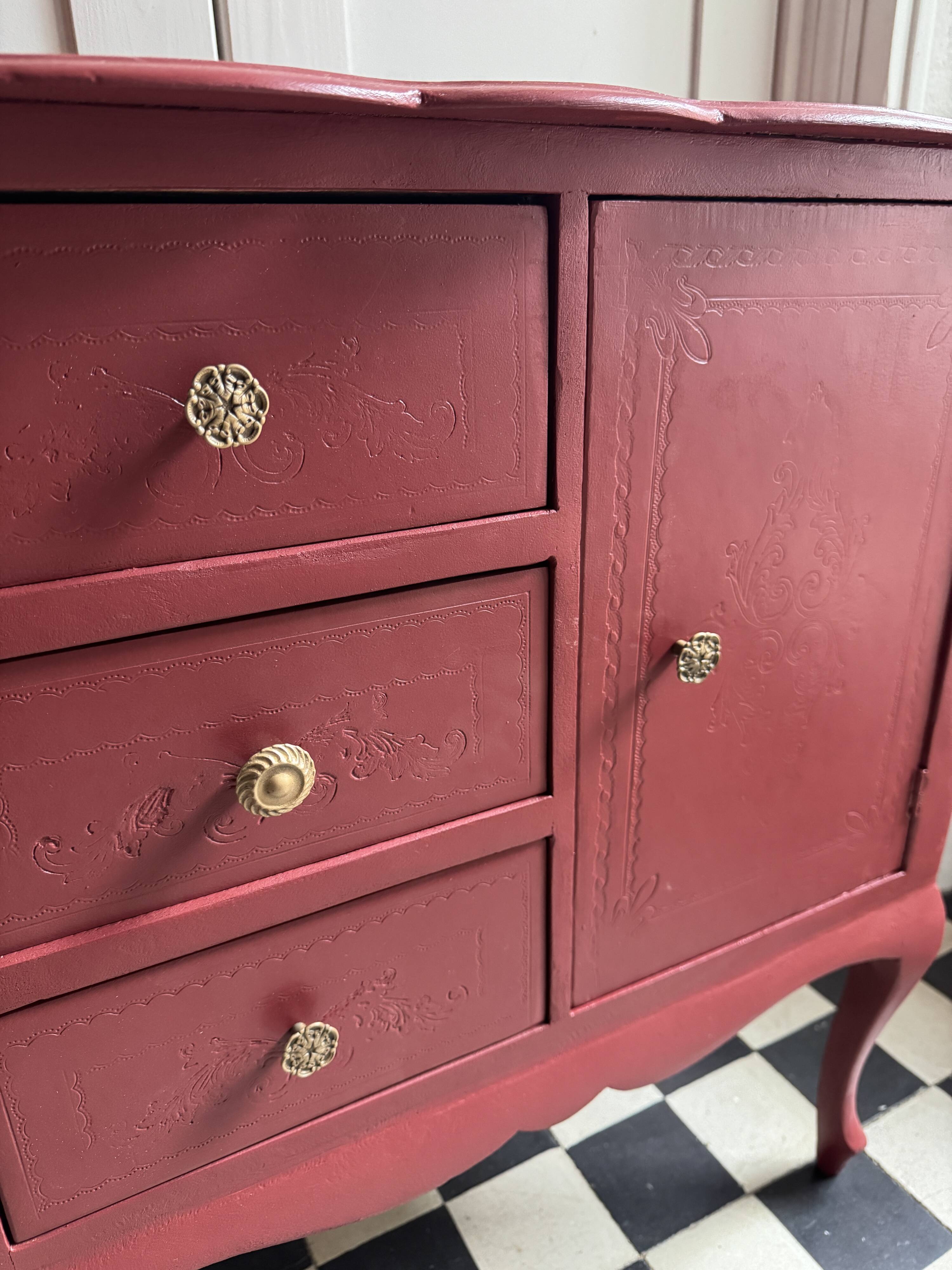 Relief storage furniture