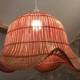 Suspension en rotin vintage forme tulipe