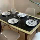 Table de salon à manivelle