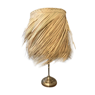 Abat-jour en feuilles de palmier et armature en fer