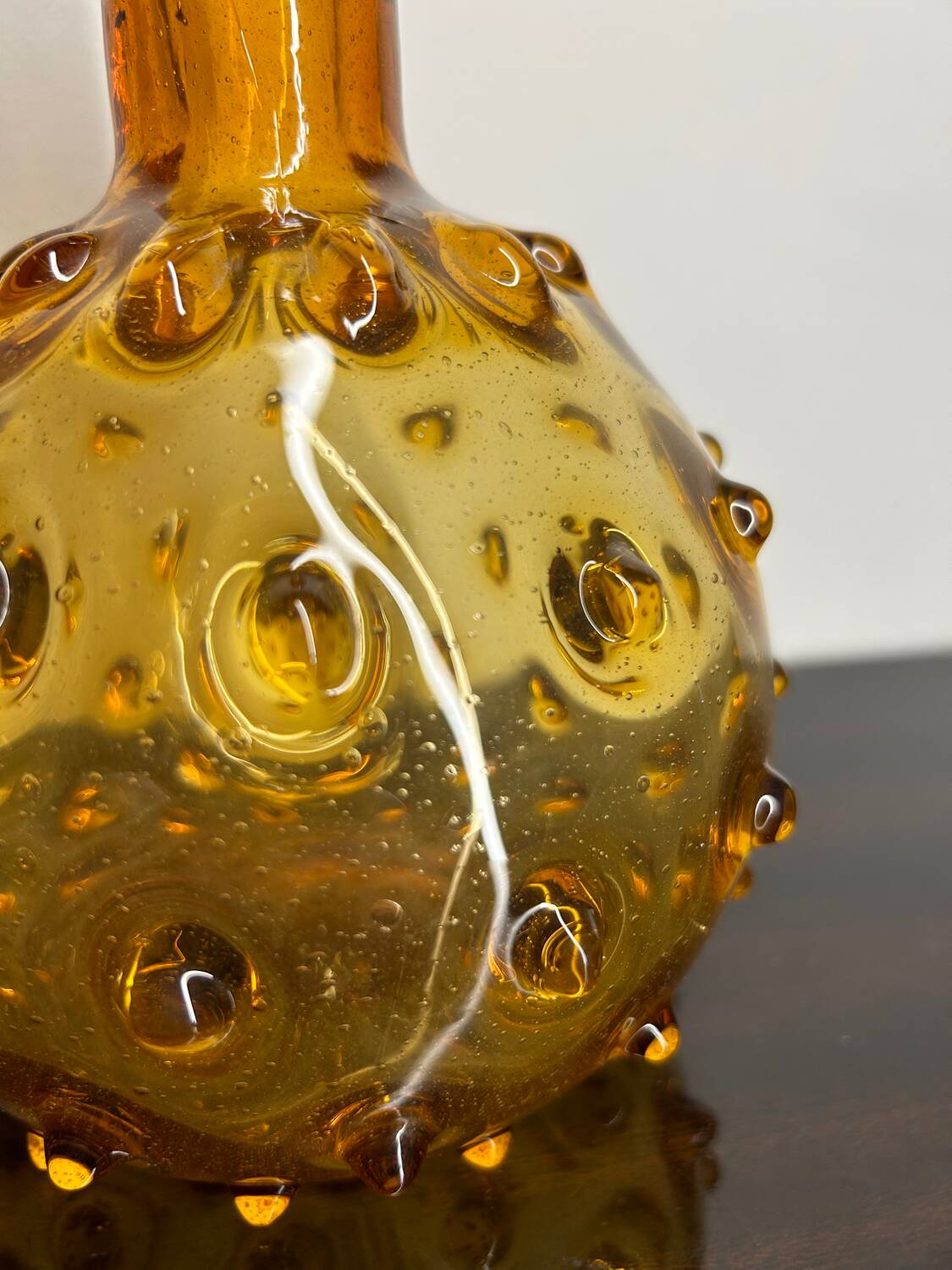 Flacon vase verre ambré soufflé années 60