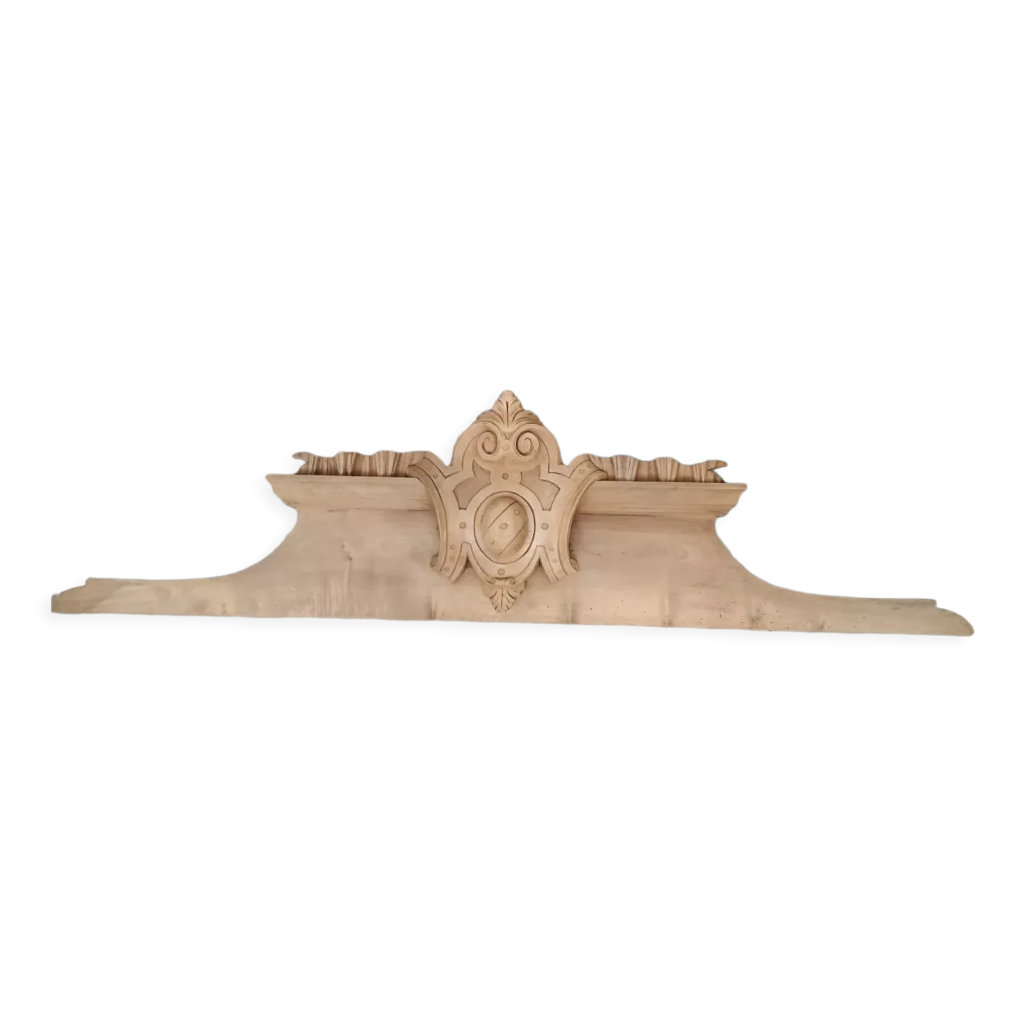 Cabinet pediment