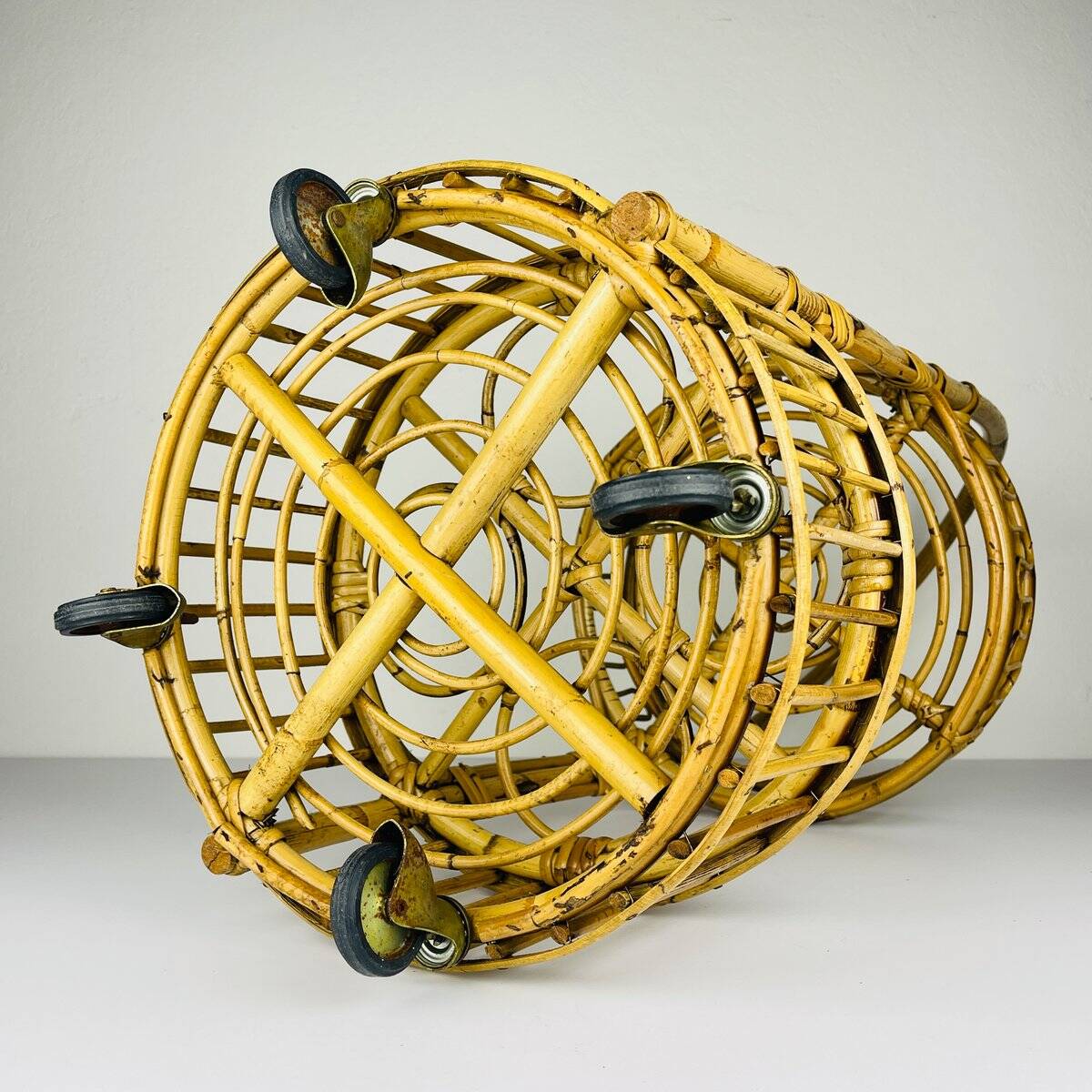 Vintage round service trolley in bamboo and rattan, 1960s