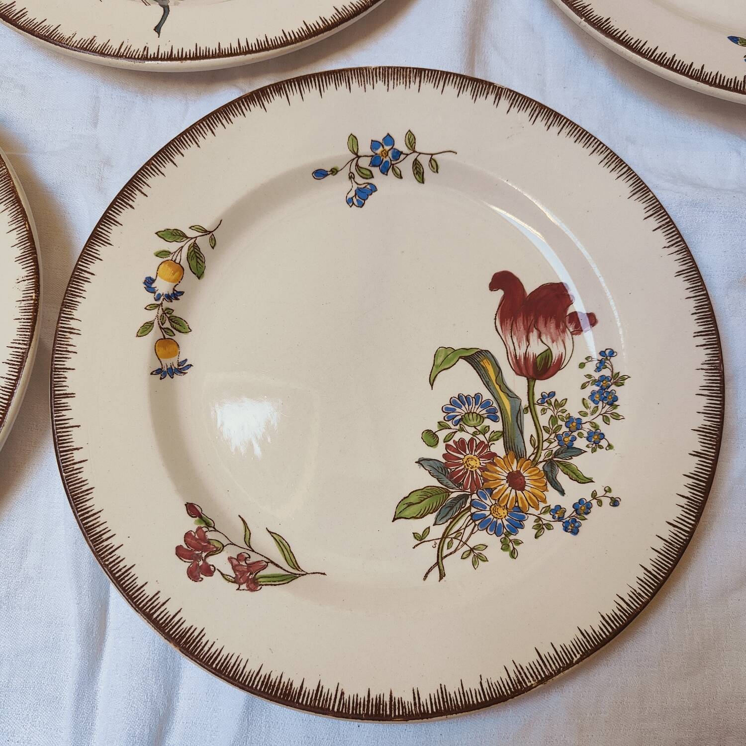 Flat plates late 19th century Joseph Hannong