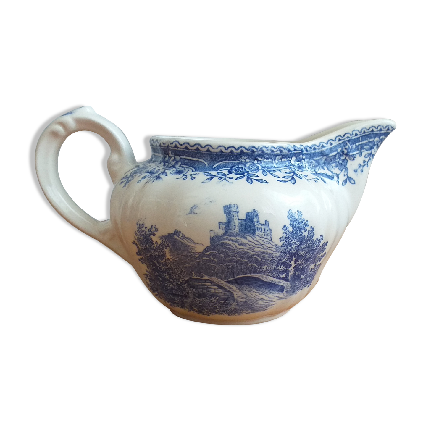 Porcelain creamer Villeroy and Boch