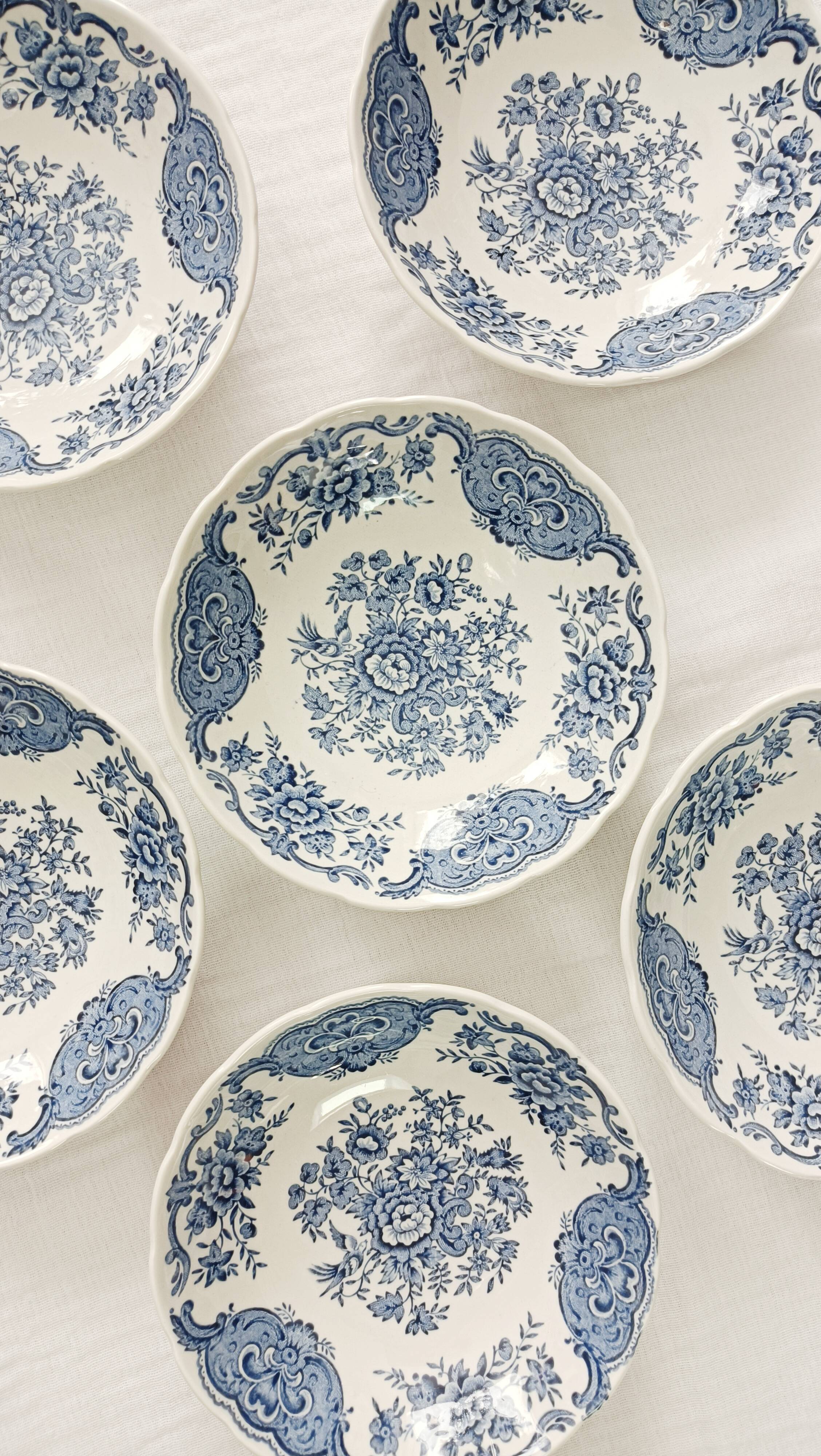 Set of 6 Ridgway Stafforshire cups, Windsor