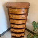 Rosewood weekly and curved marquetry on all three sides
