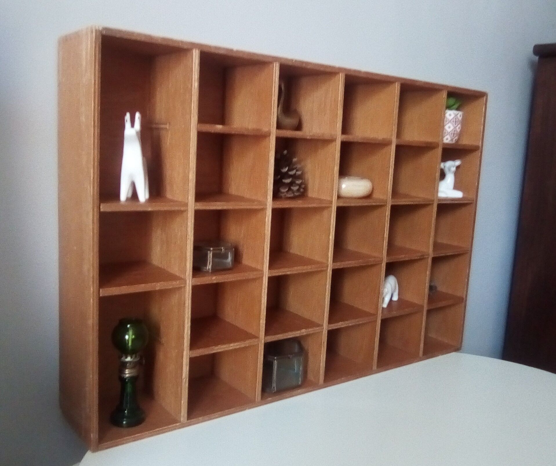 Vintage workshop shelf locker 28 boxes