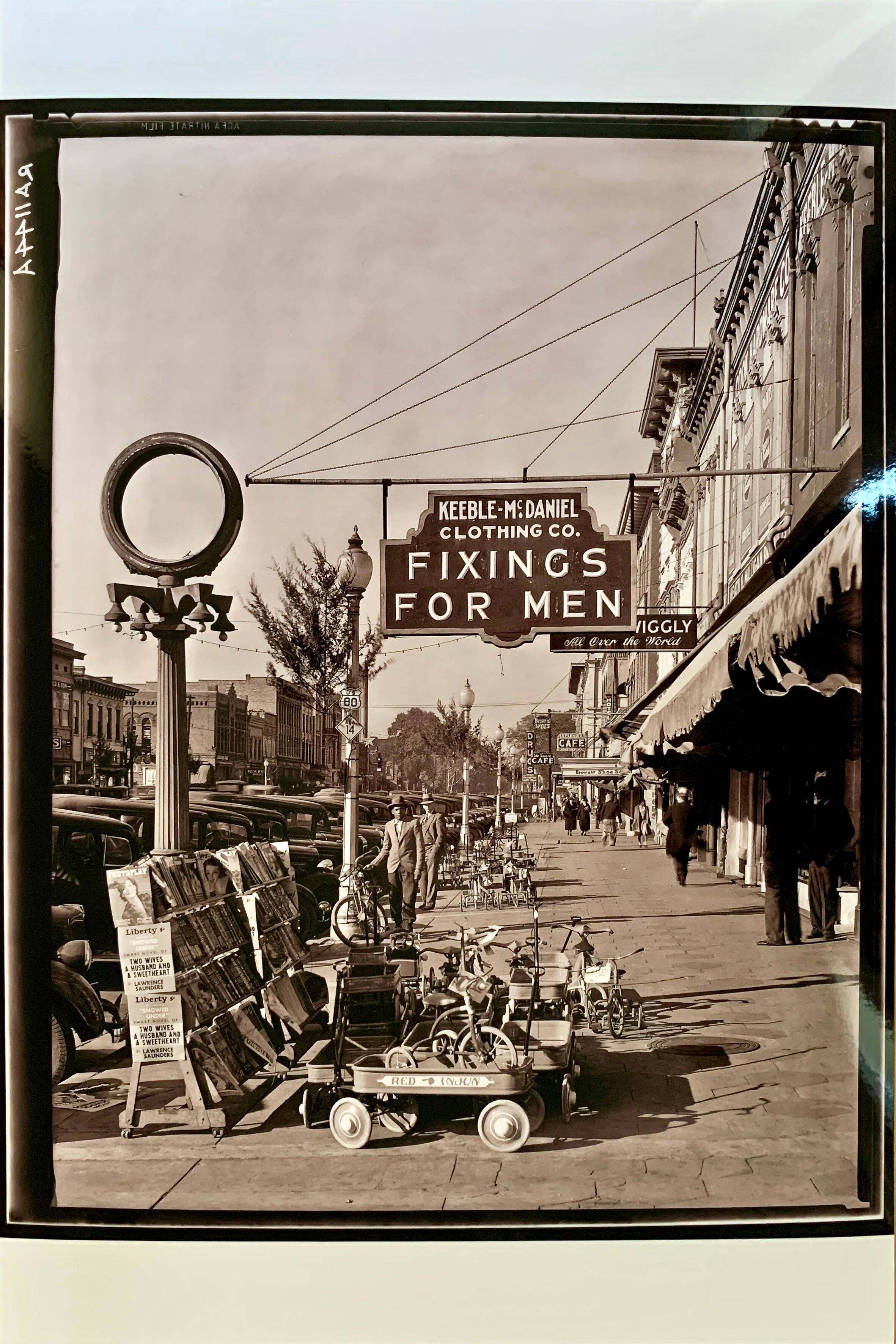 📸 Fine Art Photograph by Walker Evans – Street Scene, Selma, Alabama (1935)