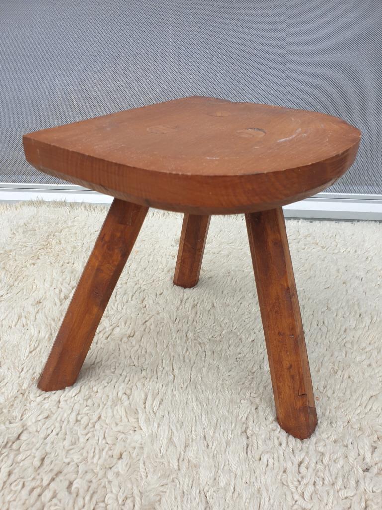 Solid wood tripod milking stool