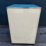 Meuble armoire de cuisine métallique