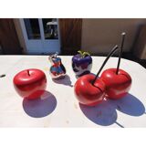 Vintage fruit set in resin and earthenware