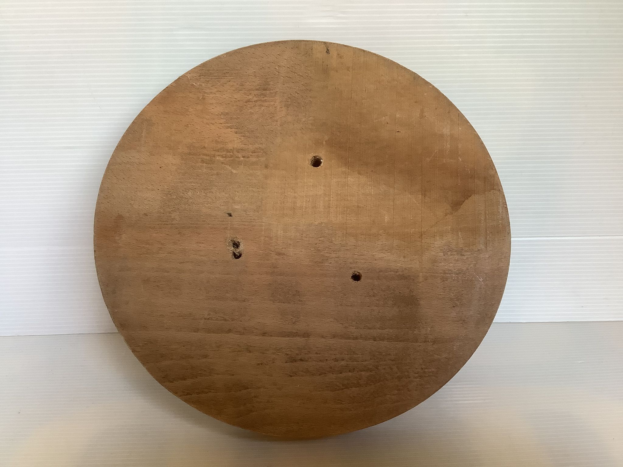Round thick wooden tray