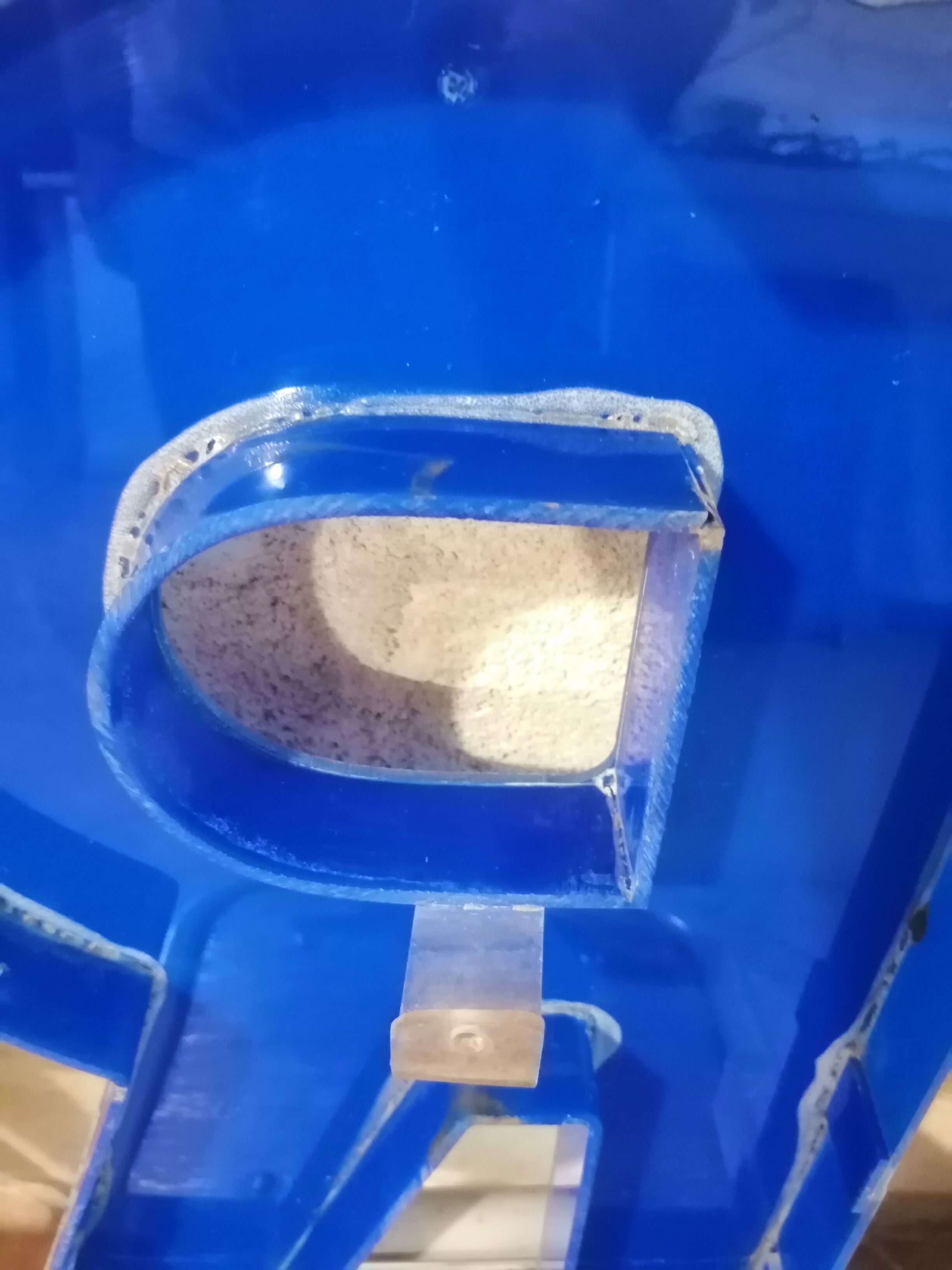 Letter R vintage sign in blue plexiglass