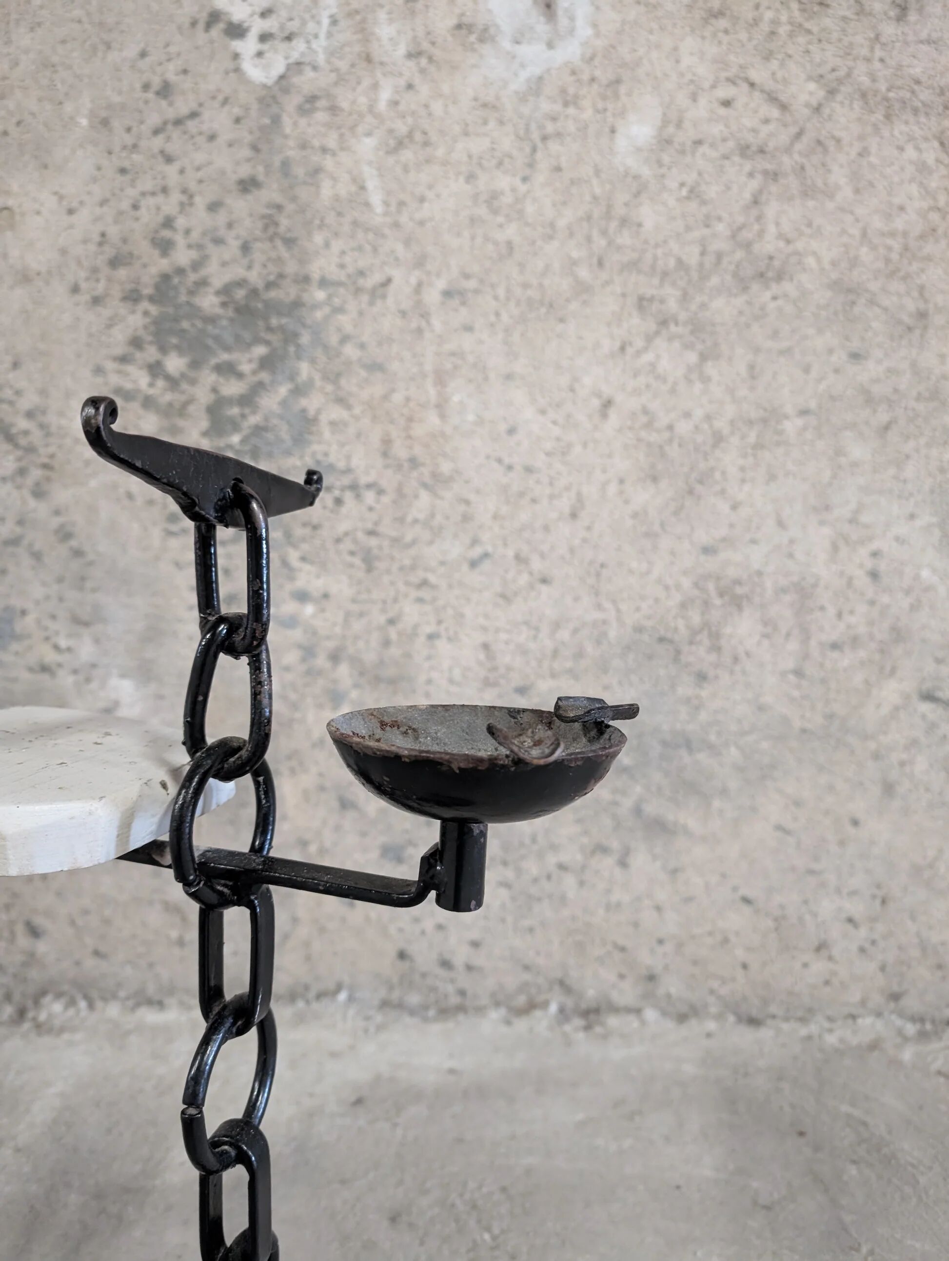 Cendrier en fer forgé