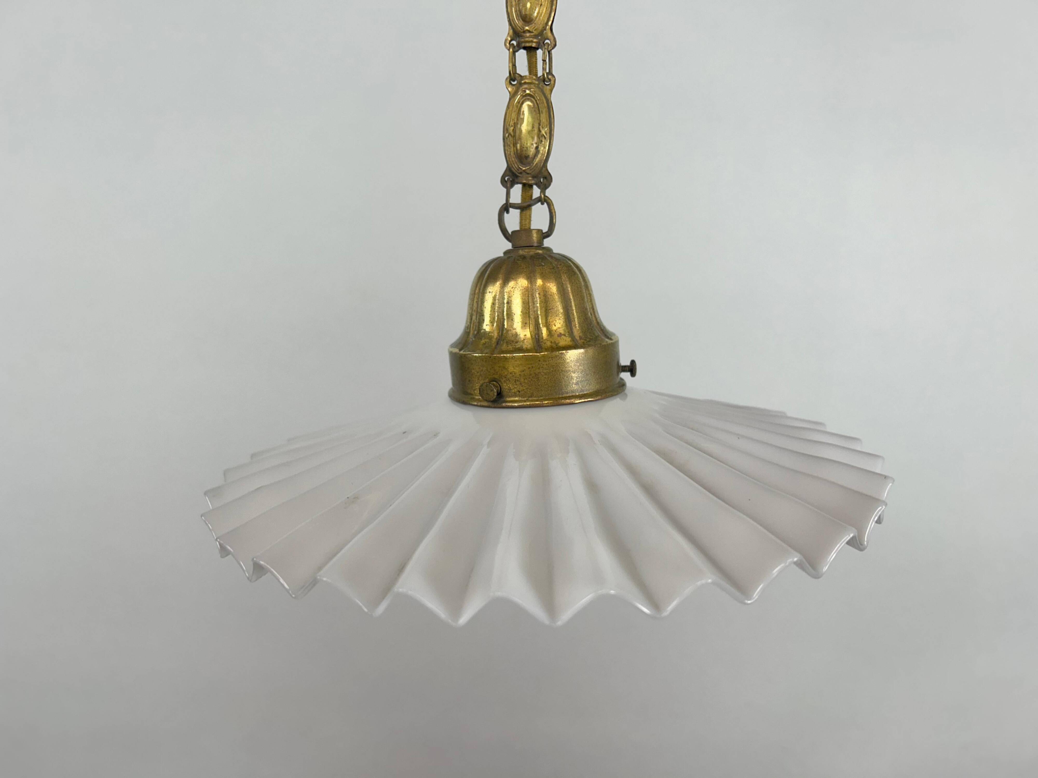 Art Nouveau pendant lamp in brass