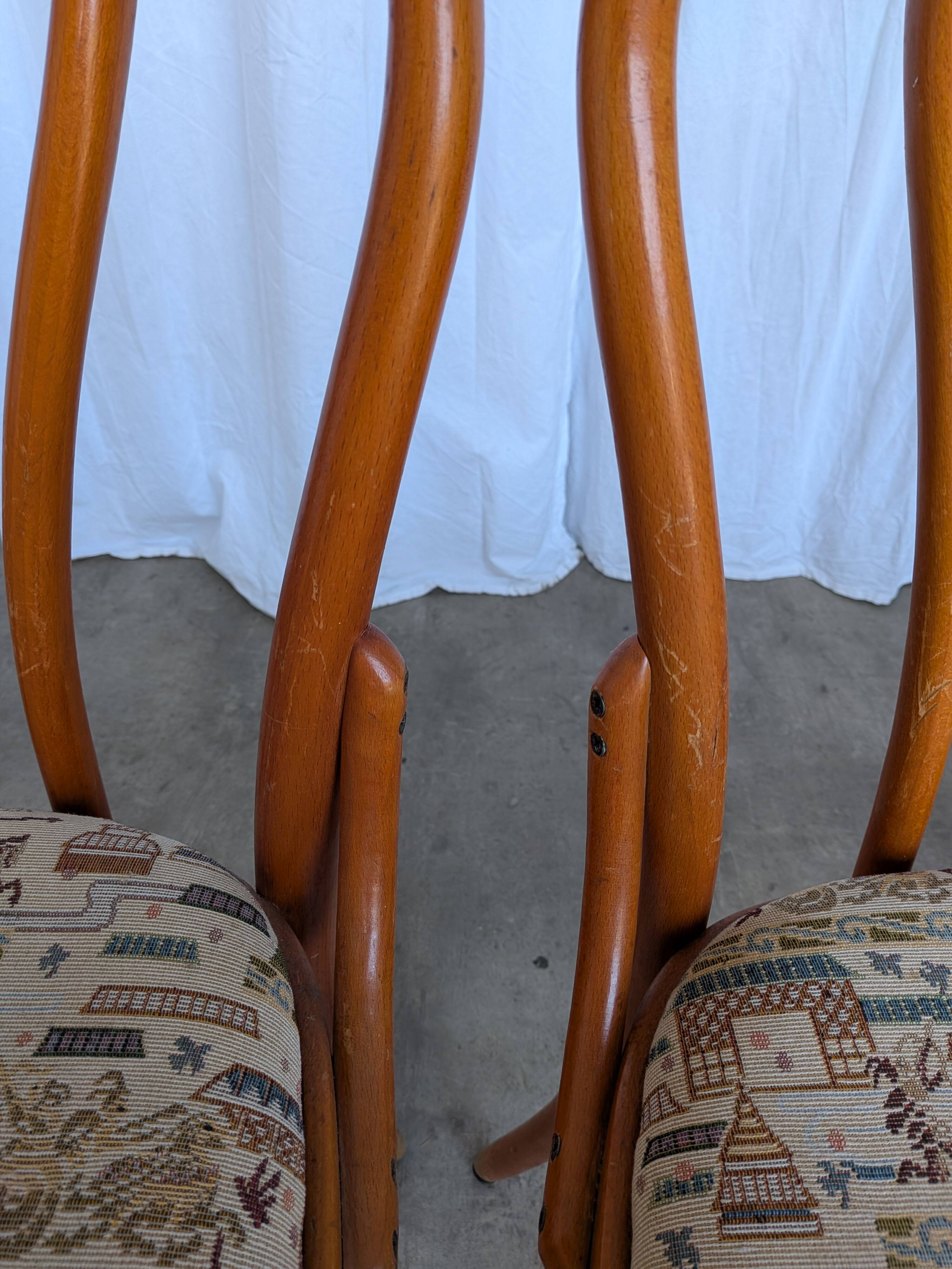 Ensemble de 6 chaises de salle à manger Thonet en bois courbé avec assise en tissu / Années 1970 Mid-Century Bistr