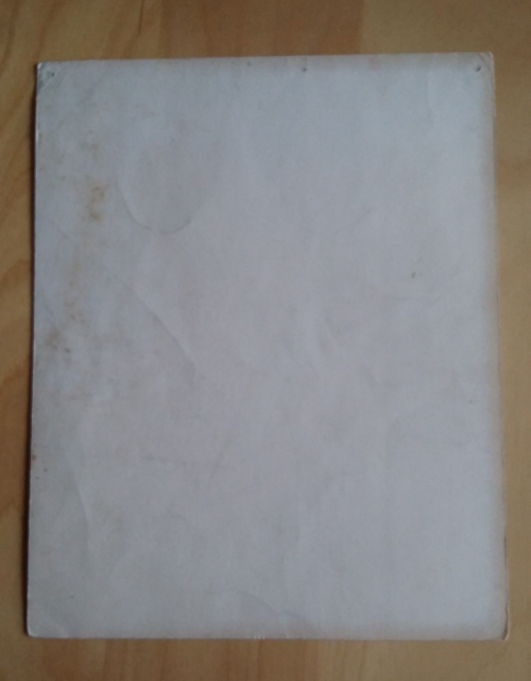 The niche, reading image