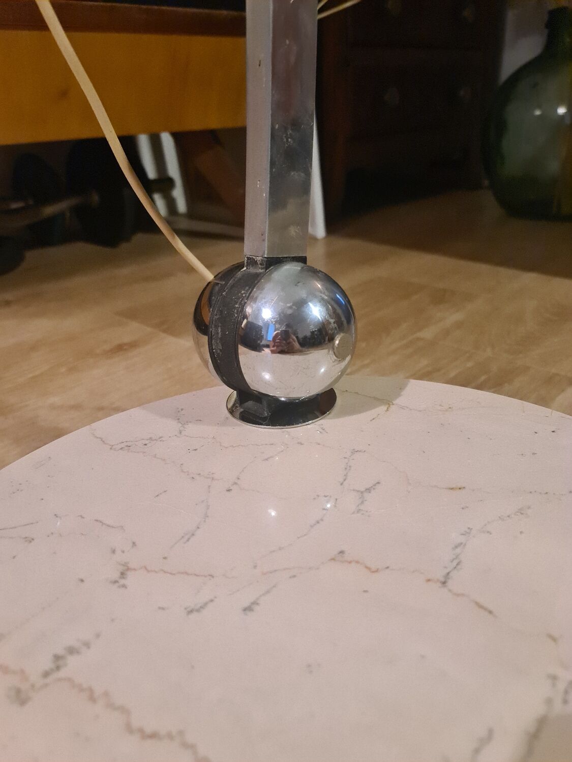 Lampadaire ARC Attribuée à Harvey Guzzini - vintage 1970