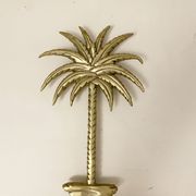 Hollywood Regency wall lamp in palm shape, in gold alloy brass type, from the 60s 70s.