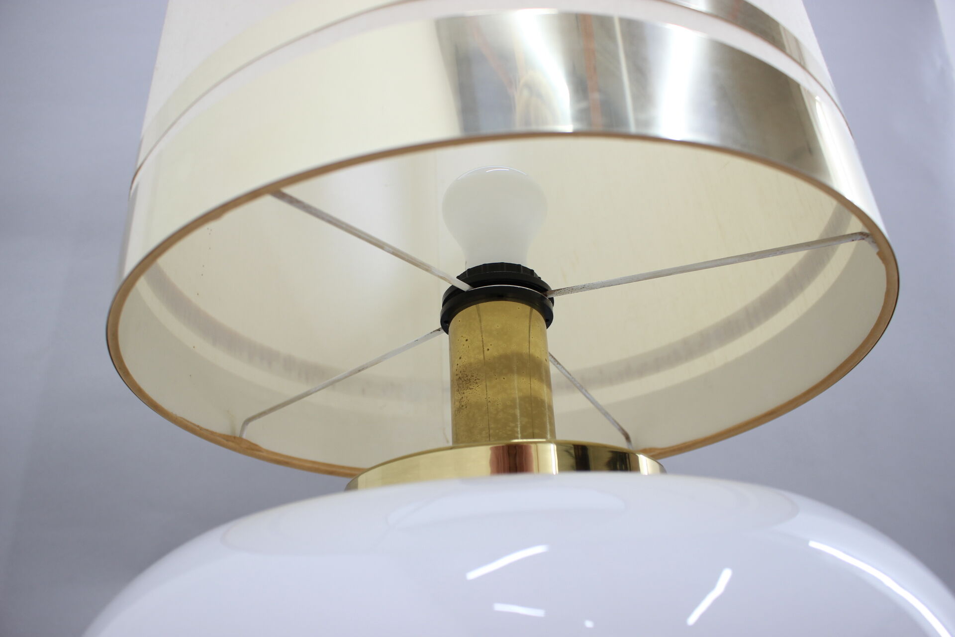 1970s Beautiful Large Glass and Brass Table Lamp ,Italy