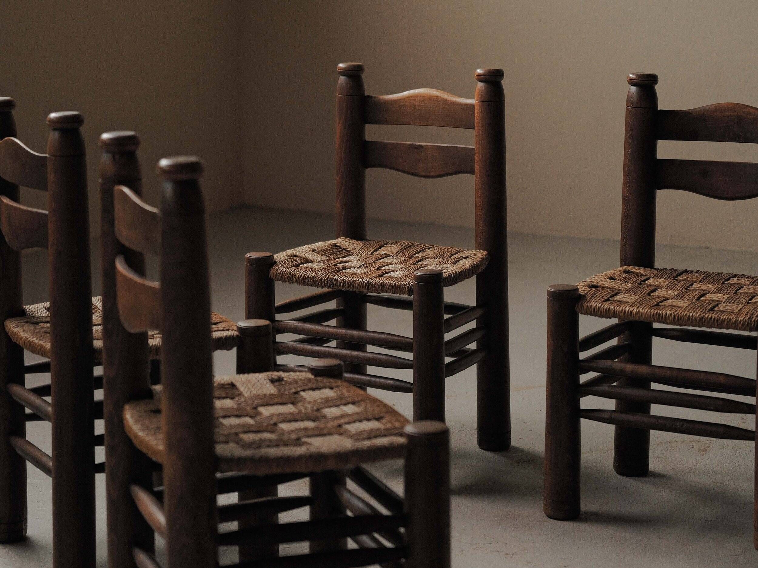 Set of 4 modernist chairs in beech and woven cord, France, circa 1940.
