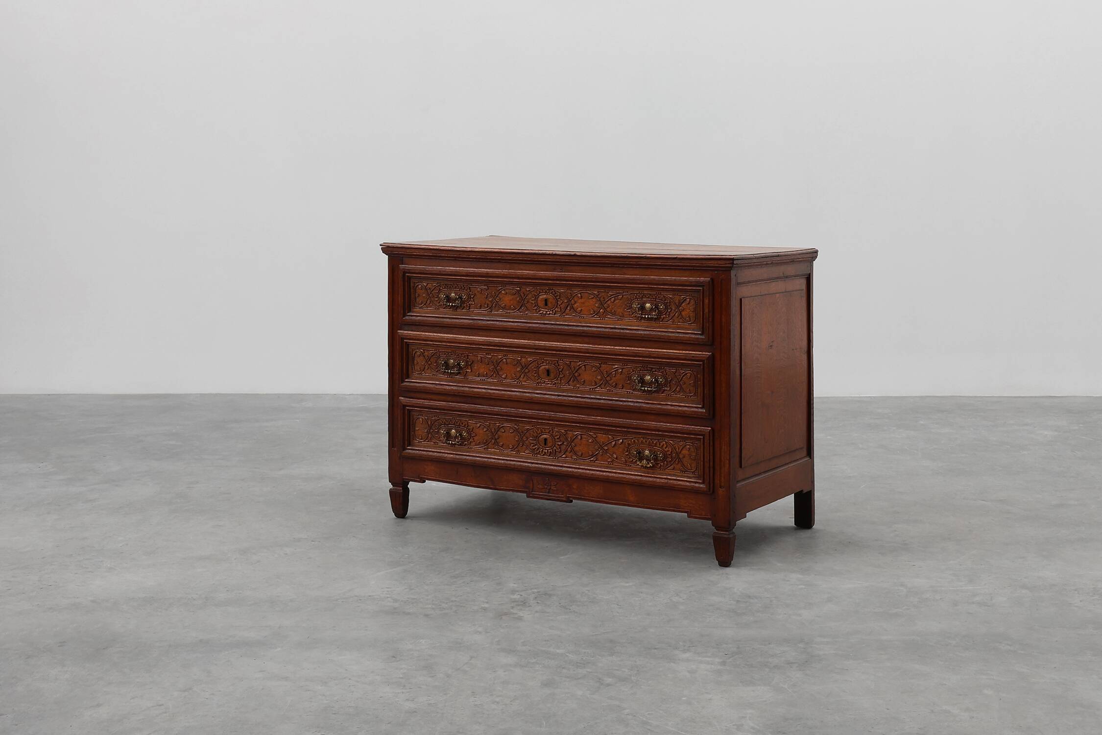 Commode en chêne de style Renaissance italienne, XVIIe siècle