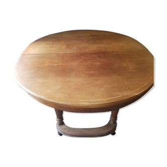 Table ovale époque Louis Philippe
