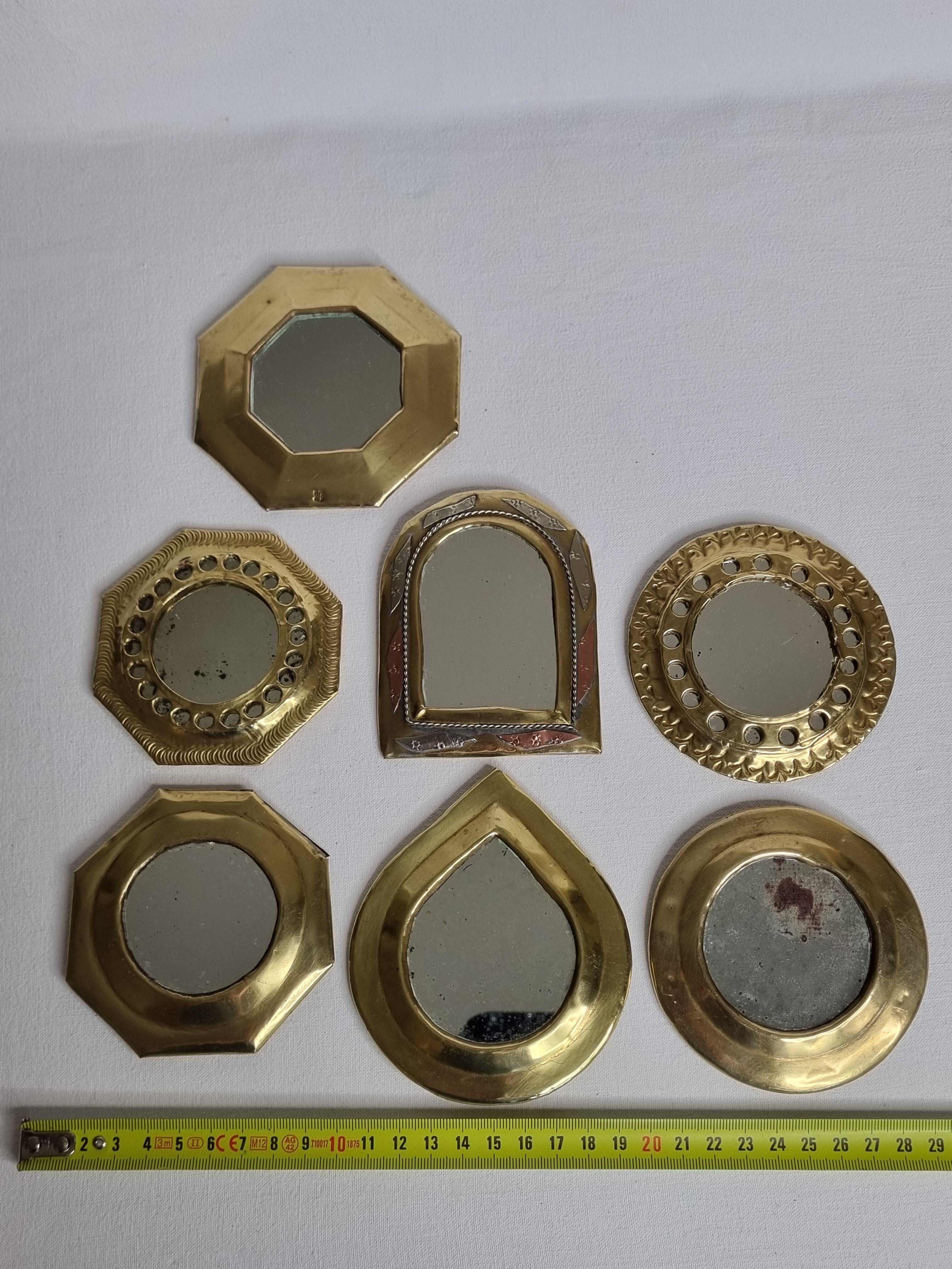 Set of 7 Moroccan mirrors in vintage brass 12 cm