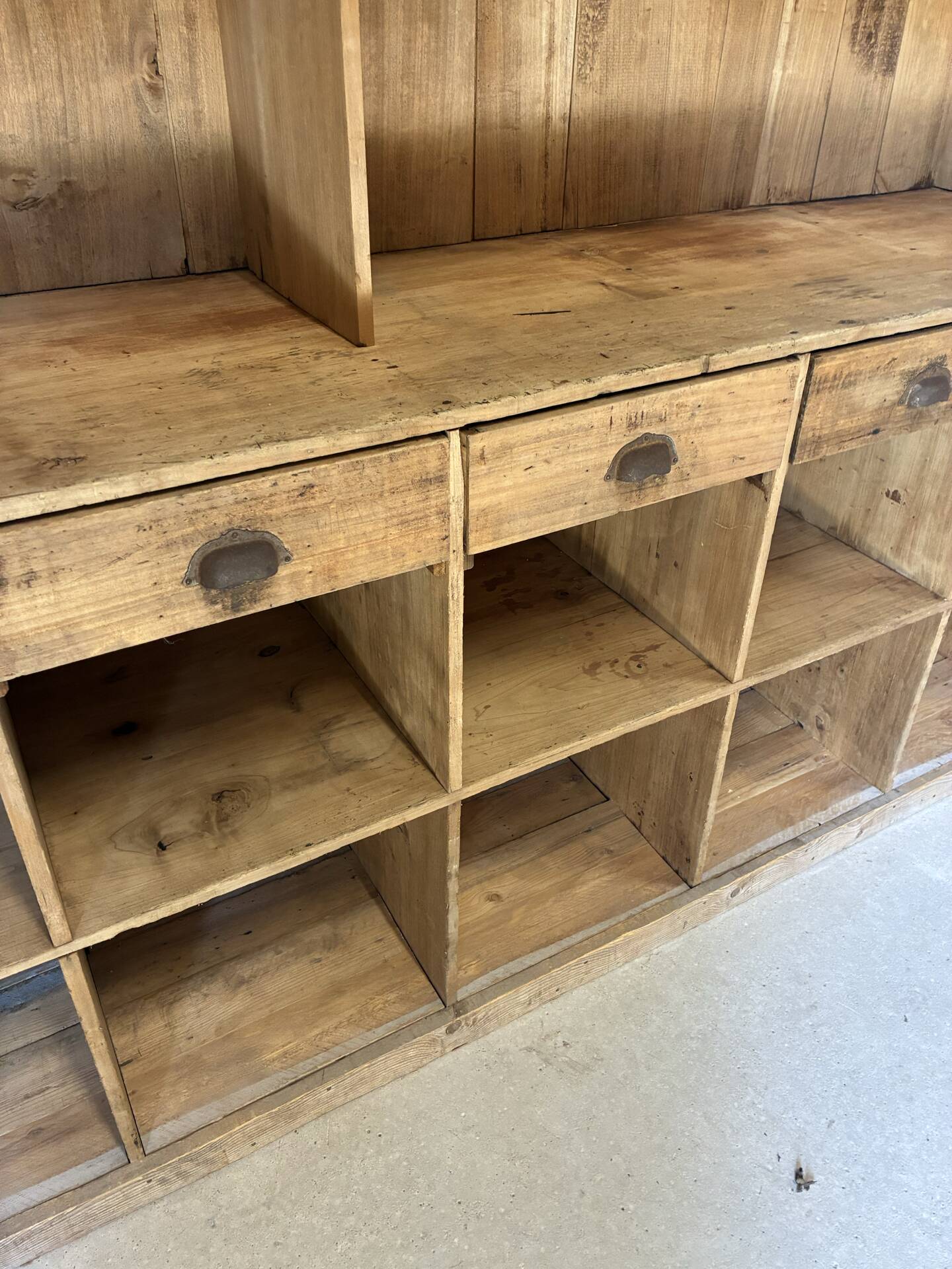 XXL workshop furniture