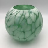 Vase en verre vintage forme boule fait à la main alicja vert et blanc
