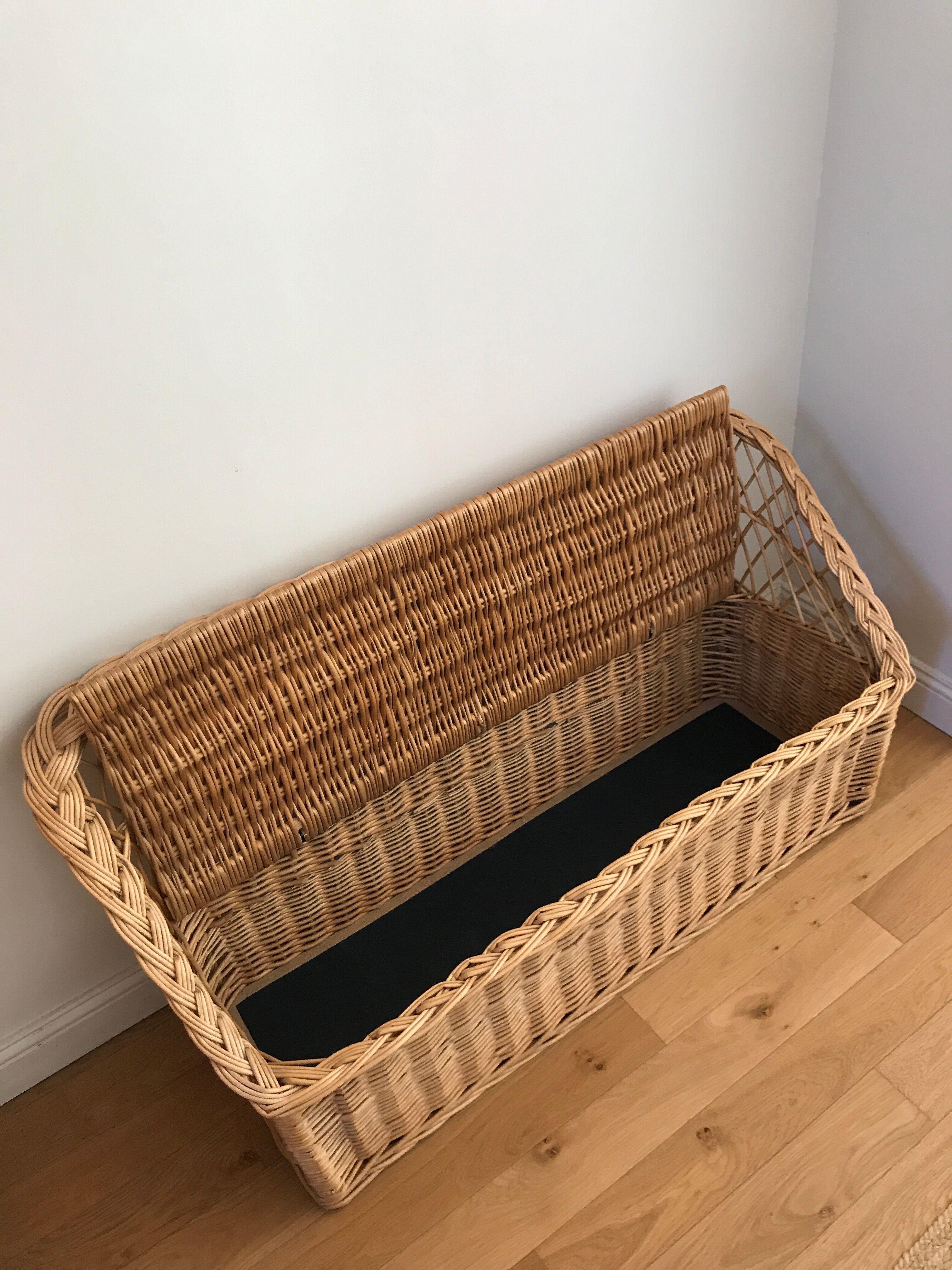 Rattan bench